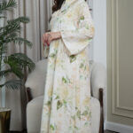 ⁦جلابية مشجره بورد اخضر⁩ - الصورة ⁦3⁩