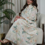 ⁦جلابية تركواز مورده بتيفاني⁩ - الصورة ⁦2⁩