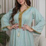 ⁦جلابيه جاكار بشريط شك ذهبي من امام⁩ - الصورة ⁦5⁩