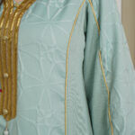 ⁦جلابيه جاكار بشريط شك ذهبي من امام⁩ - الصورة ⁦6⁩