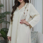 ⁦جلابية مغربي بيج بتطريز خرز لامع⁩ - الصورة ⁦2⁩