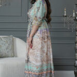 ⁦جلابيه بلياقه مندمجه بتشجر البيج و تيفاني⁩ - الصورة ⁦7⁩