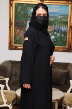 ⁦عبايه كلوش نواعم بشريط شك⁩ - الصورة ⁦4⁩