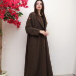 ⁦عبايه لياقه زيتي بكسر من اجناب⁩ - الصورة ⁦6⁩