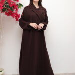 ⁦عبايه لياقه بني بكسر من اجناب⁩ - الصورة ⁦2⁩