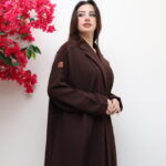 ⁦عبايه لياقه بني بكسر من اجناب⁩ - الصورة ⁦4⁩