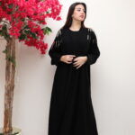 ⁦عبايه اسود بشك اسود وابيض من اكتاف⁩ - الصورة ⁦7⁩