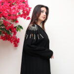 ⁦عبايه اسود بشك اسود وابيض من اكتاف⁩ - الصورة ⁦10⁩