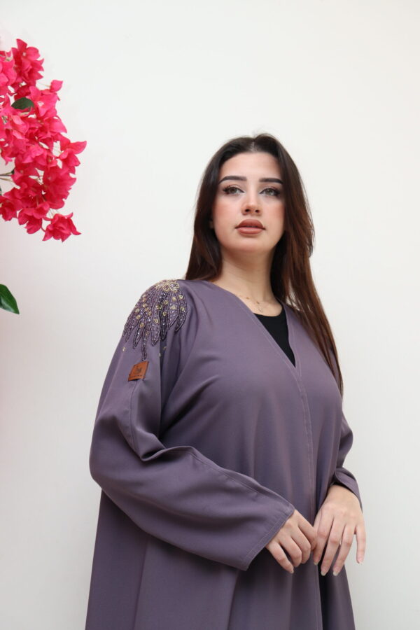 زارينا | متجر زارينا للعبايات والجلابيات توصيل سريع لجميع مدن المملكة