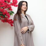 ⁦عباية بيج لياقه كسرات من الخلف⁩ - الصورة ⁦4⁩