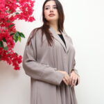 ⁦عباية بيج لياقه كسرات من الخلف⁩ - الصورة ⁦6⁩