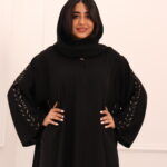 ⁦عبايه كلوش بتطريز شريط شك من اجناب و خلف⁩ - الصورة ⁦14⁩