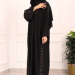 ⁦عبايه كلوش بتطريز شريط شك من اجناب و خلف⁩ - الصورة ⁦11⁩