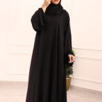 ⁦عباية كلوش بكسر من خلف و محدد بفصوص اسود⁩ - الصورة ⁦9⁩