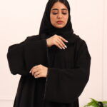 ⁦عباية كلوش بكسر من خلف و محدد بفصوص اسود⁩ - الصورة ⁦12⁩