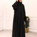 ⁦عباية كلوش بكسر من خلف و محدد بفصوص اسود⁩ - الصورة ⁦14⁩