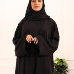 ⁦عباية كلوش بكسرات من الامام والخلف محدد بفصوص⁩ - الصورة ⁦9⁩