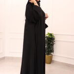 ⁦عباية كلوش بكسرات من الامام والخلف محدد بفصوص⁩ - الصورة ⁦11⁩