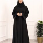 ⁦عبايه كلوش نواعم كلاسيك محددة باسود⁩ - الصورة ⁦3⁩