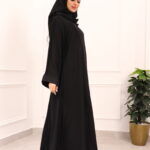 ⁦عبايه كلوش نواعم كلاسيك محددة باسود⁩ - الصورة ⁦7⁩