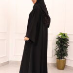 ⁦عبايه كلوش نواعم كلاسيك محددة باسود⁩ - الصورة ⁦10⁩