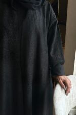 ⁦عبايه نص بشت شمواه بتطرير اسود على اكتاف عبايه⁩ - الصورة ⁦5⁩