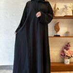 ⁦عبايه كلوش كلاسيك محددة باسود⁩ - الصورة ⁦6⁩