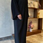 ⁦عبايه ساده كسرات من الامام والأكمام⁩ - الصورة ⁦6⁩