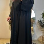 عباية كلوش بتطريز مموج من الأكمام و أسفل العباية