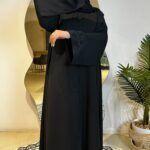 عباية كلوش بتطريز مموج من الأكمام و أسفل العباية