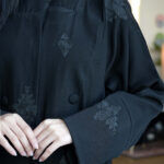 ⁦عباية كادي منثرة بتطريز اسود⁩ - الصورة ⁦5⁩