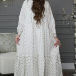 ⁦جلابيه ابيض كويتيه ترتر كامل على شكل ورود صغير⁩ - الصورة ⁦6⁩