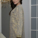 ⁦جلابيه تركواز مفتوح بطبقه داخليه مع شريط ذهبي⁩ - الصورة ⁦5⁩