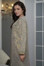 ⁦جلابيه تركواز مفتوح بطبقه داخليه مع شريط ذهبي⁩ - الصورة ⁦5⁩