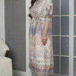 ⁦جلابيه بلياقه مندمجه بتشجر البيج و الموف⁩ - الصورة ⁦8⁩