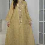 ⁦جلابيه ذهبي خليجيه بلياقه و بترتر ذهبي⁩ - الصورة ⁦3⁩