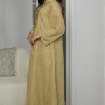 ⁦جلابيه ذهبي خليجيه بلياقه و بترتر ذهبي⁩ - الصورة ⁦6⁩