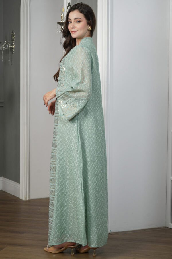 ⁦جلابيه تيفاني خليجيه بترتر⁩ - الصورة ⁦7⁩