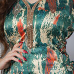 مخاوير اخضر بربط من اجناب وشريط خرز من امام