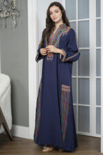 ⁦جلابية كحلي بتطريز دقات ملونة من الأمام⁩ - الصورة ⁦4⁩