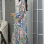 ⁦جلابية مشجره ازرق بتطريز ذهبي⁩ - الصورة ⁦3⁩