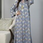 ⁦جلابيه سماوي بترتر كامل على شكل ورق شجر⁩ - الصورة ⁦2⁩