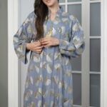 جلابيه سماوي بترتر كامل على شكل ورق شجر