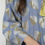 ⁦جلابيه سماوي بترتر كامل على شكل ورق شجر⁩ - الصورة ⁦4⁩