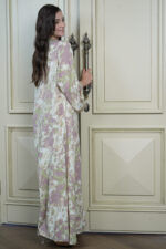 ⁦جلابيه موف حرير و شريط شك بخيوط ذهبي من امام⁩ - الصورة ⁦8⁩