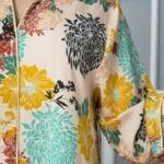 ⁦جلابيه بيج بلياقه مشجره بورود ملون (٥)⁩ - الصورة ⁦7⁩