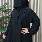 ⁦عباية بياقة شك أسود على الاكمام⁩ - الصورة ⁦6⁩