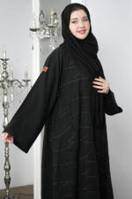 ⁦عباية حنين كلوش مطرزة بلاسود⁩ - الصورة ⁦5⁩