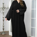 ⁦عباية كريب بشك على الأكمام على شكل  جذور ورد⁩ - الصورة ⁦3⁩