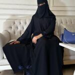 ⁦عباية سيلين مزينة بشك مخفي بلون كحلي⁩ - الصورة ⁦8⁩